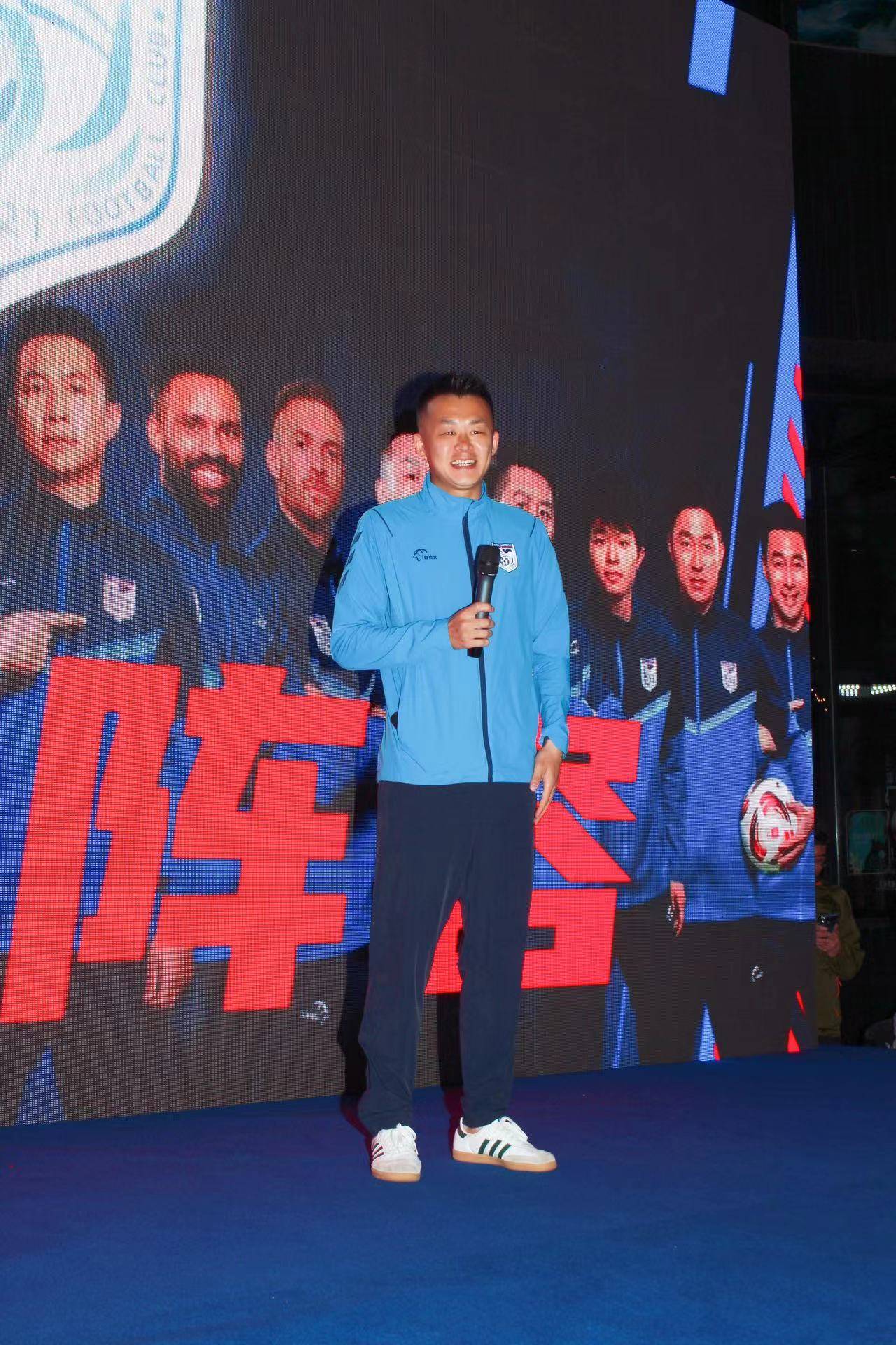 关于篮球巨星球员之间友谊患难见真情的信息